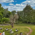 Sure By Western Lille Tourcoing Ex Garden