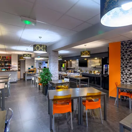 Sure By Western Lille Tourcoing 酒店