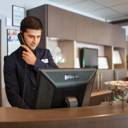 Sure By Western Lille Tourcoing Ex Garden