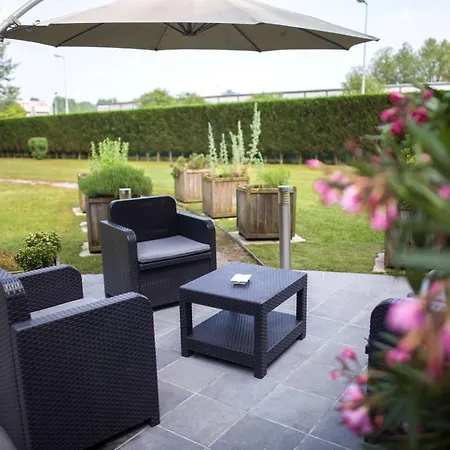 Sure By Western Lille Tourcoing Ex Garden