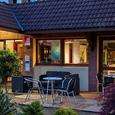 Sure By Western Lille Tourcoing Ex Garden Hotel 3*