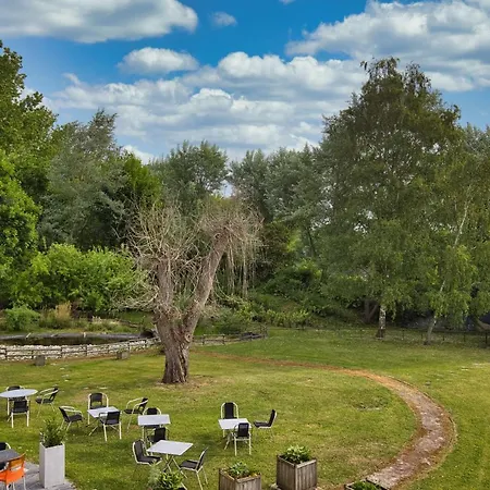 Sure By Western Lille Tourcoing Ex Garden