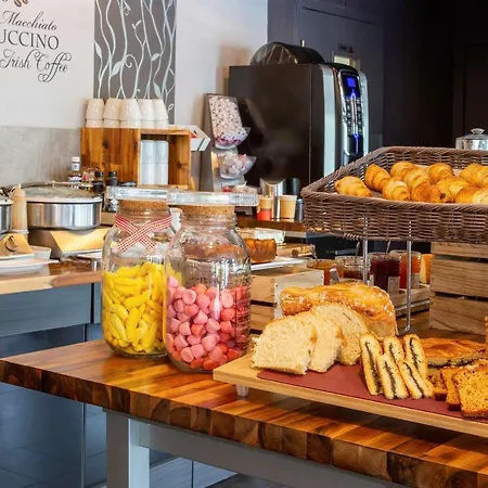 Sure By Western Lille Tourcoing Ex Garden Hotell 3*