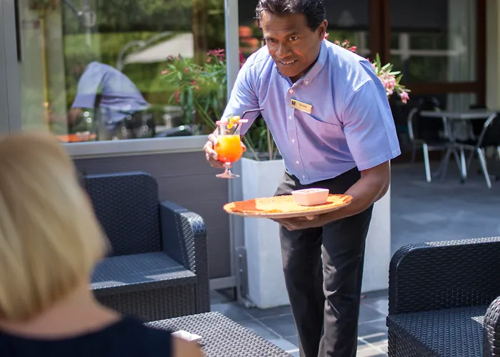 Sure By Western Lille Tourcoing Ex Garden