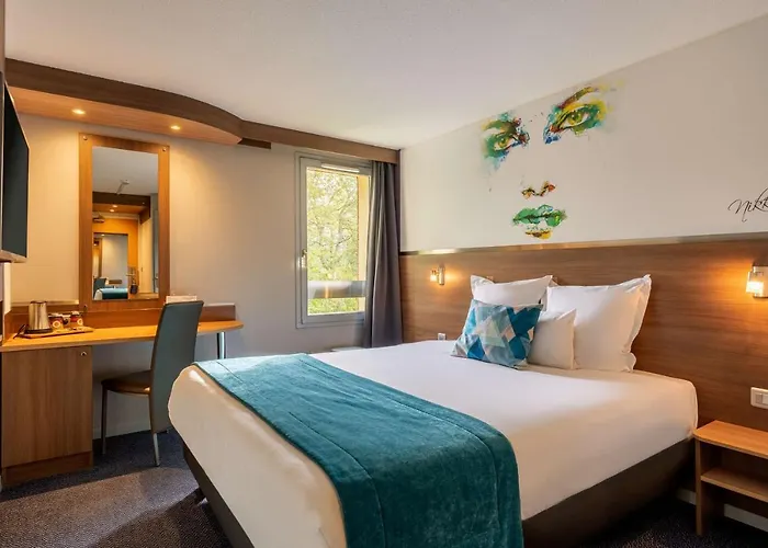 Sure By Western Lille Tourcoing Ex Garden 酒店 邦迪