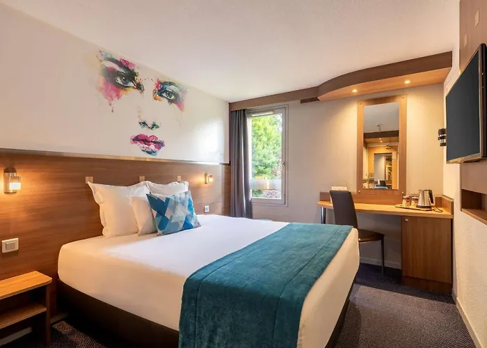 Sure By Western Lille Tourcoing Ex Garden