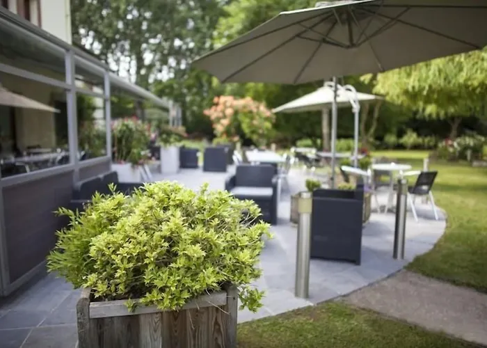 Sure By Western Lille Tourcoing Ex Garden 邦迪